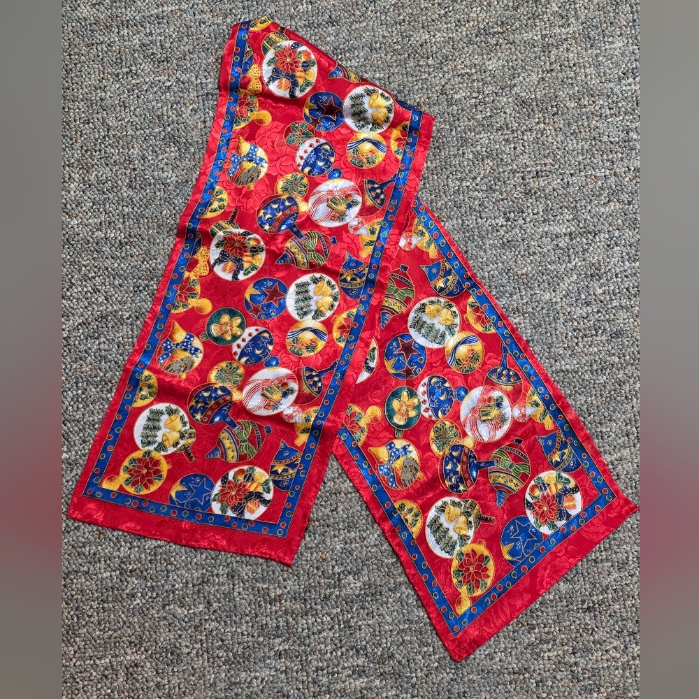 Bloomingdales Christmas Ornaments Oblong Scarf